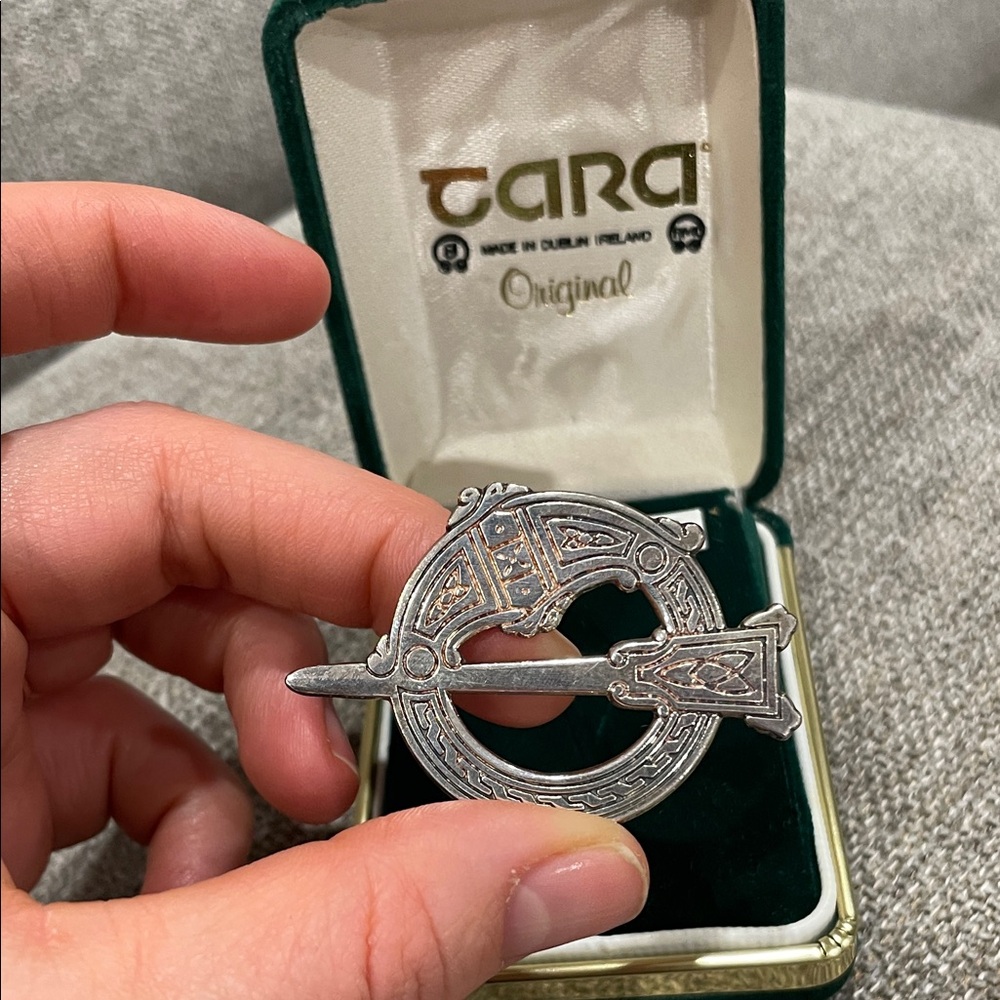 Tara Silver Brooch